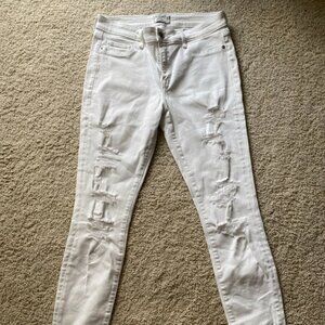 Abercrombie & Fitch White Ripped Abercrombie Jeans - Size: 29
